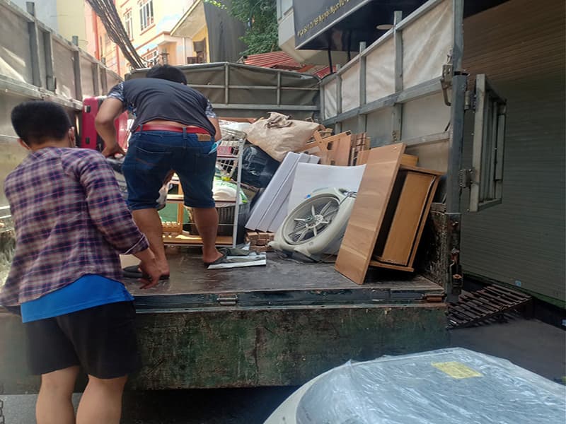 Thuê xe tải chuyển nhà