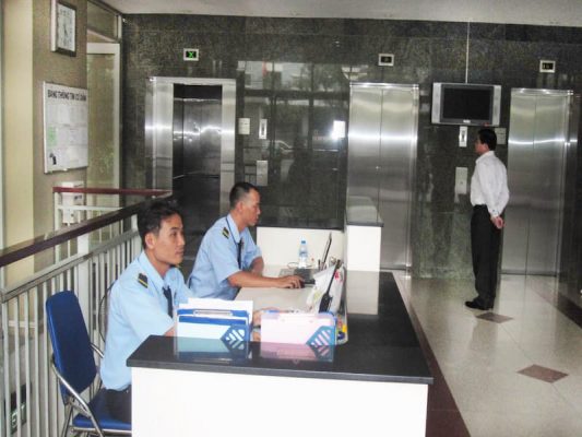 chuyển đồ lên chung cư