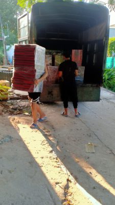 Chúng tôi luôn làm việc chuyên nghiệp, tận tụy