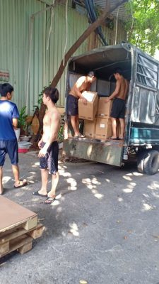 Phí dịch vụ phụ thuộc vào máy móc và nhân công thực hiện