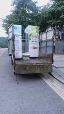 Xe tải Đức Quyết cung cấp vận chuyển văn phòng trọn gói cho khách