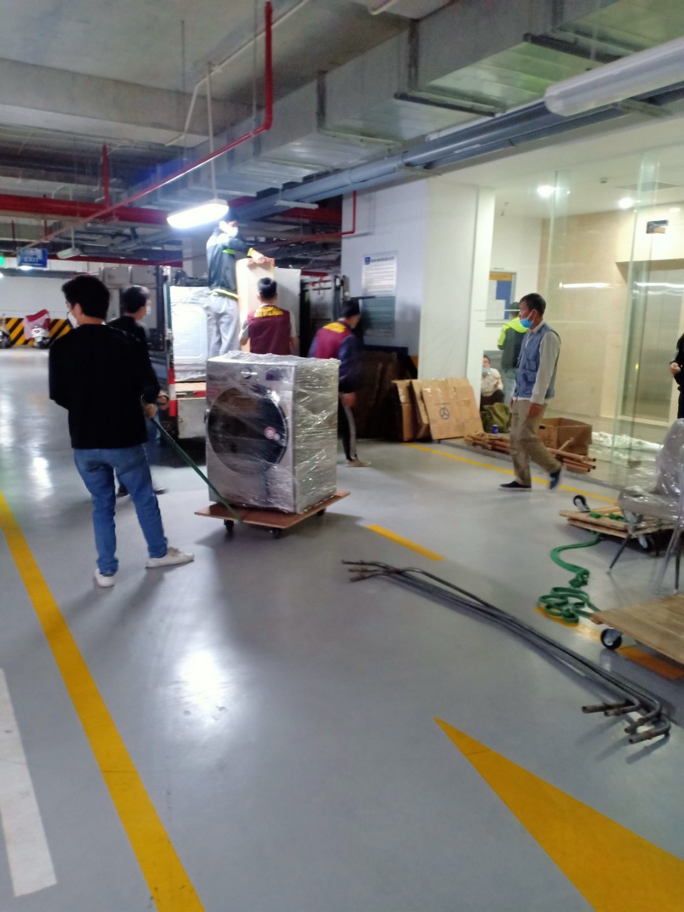 Dịch vụ chuyển nhà ở đang là một trong những lựa chọn hàng đầu của các gia đình Hà Nội. Vậy vì sao họ lại chọn dịch vụ này ngày một nhiều?