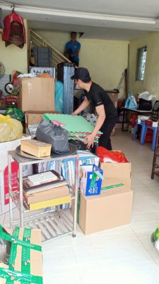 Công đoạn vận chuyển đồ đạc văn phòng tại Đức Quyết