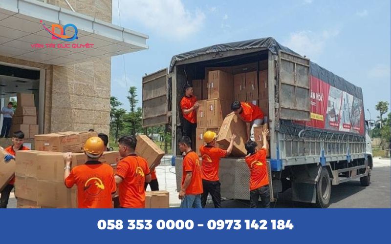 chuyển nhà chung cư trọn gói tại Hoàng Quốc Việt