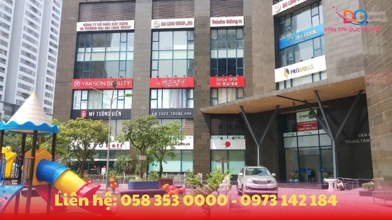 Lợi ích khi thuê xe cắt nóc từ Công ty Vận tải Đức Quyết Lợi ích khi thuê xe cắt nóc từ Công ty Vận tải Đức Quyết